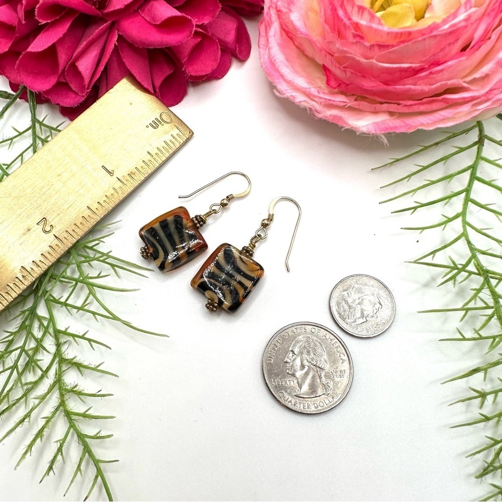 NEW⚜️Spun Glass GOLD FILLED Earrings - Picture 5 of 5